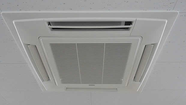 山梨片付け110番 天上埋め込みタイプクリーニング